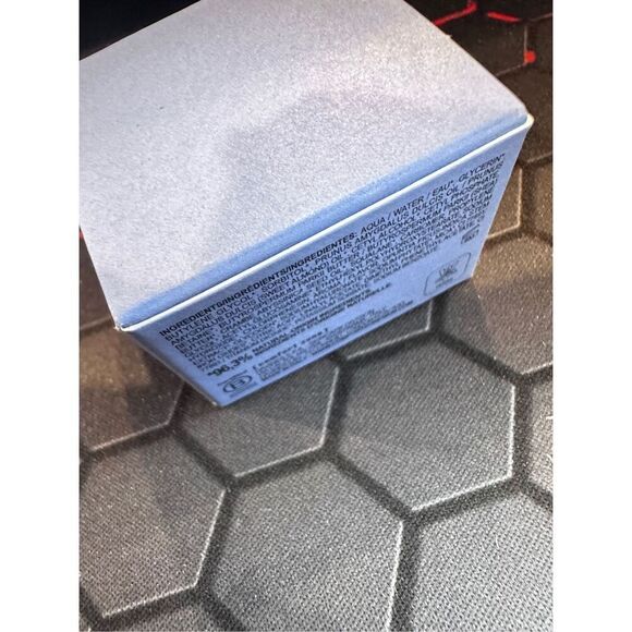 Comfort Zone HYDRAMEMORY HYDRA-BOOST LIP MASK 10ml - Picture 5 of 6